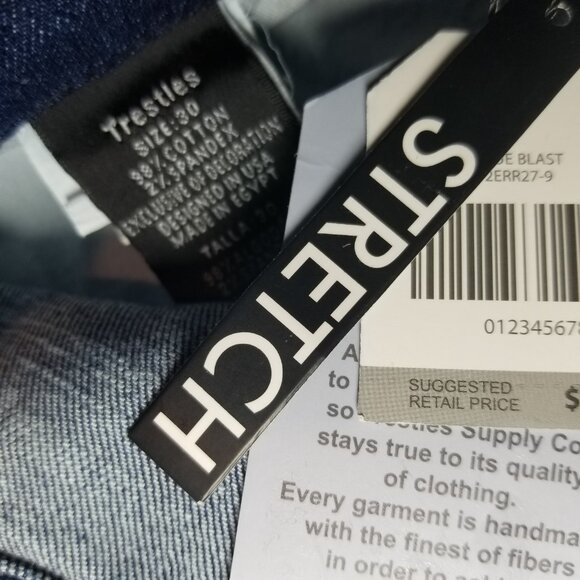 Trestles Supply Co. Distressed Ripped Men Size 30 Blue Denim Jean Shorts NWT - Picture 10 of 10